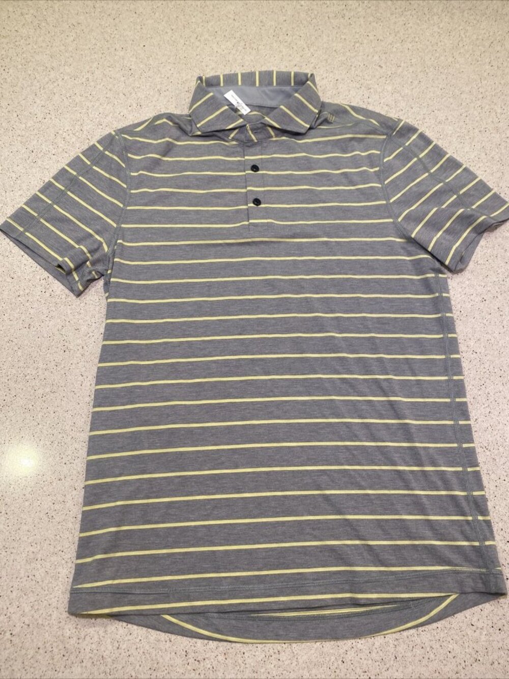 Lululemon Mens Medium Gray Striped Short Sleeve Stretch Polo Shirt Small